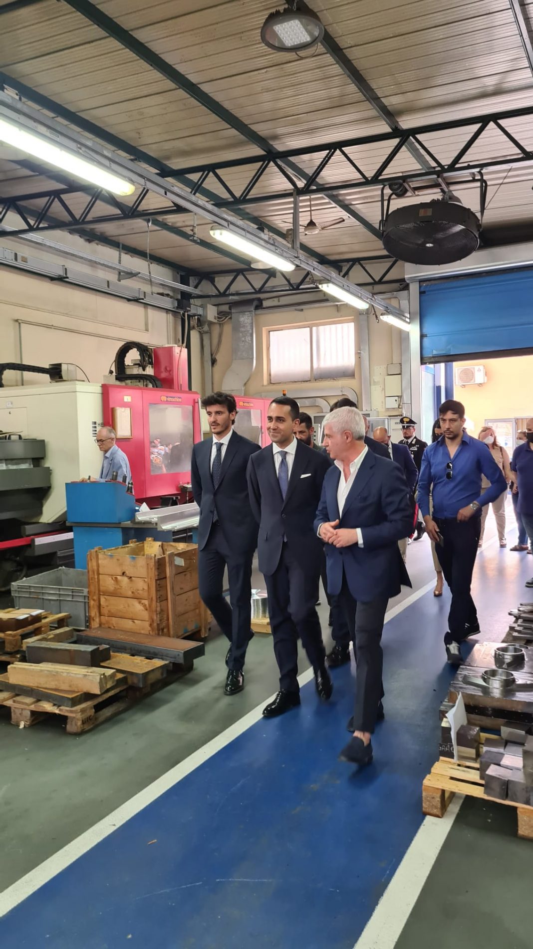 Di Maio in tour a Somma: prima le aziende e poi il Casamale