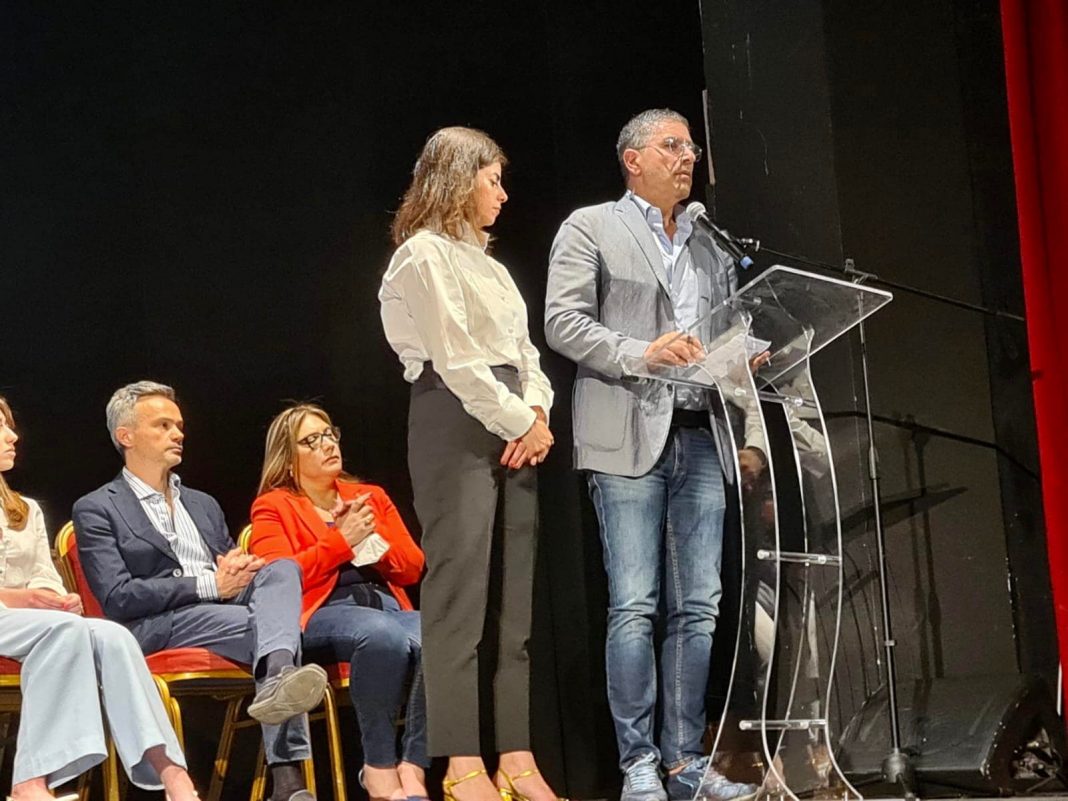 Acerra, corsa contro il tempo per fermare piano rifiuti: “Ma la giunta non c’è ancora”