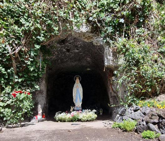 Il culto della Madonna di Lourdes e la Montagna di Ottaviano