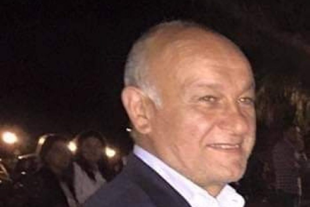 Omicidio professore, spunta il movente economico: bidello non confessa