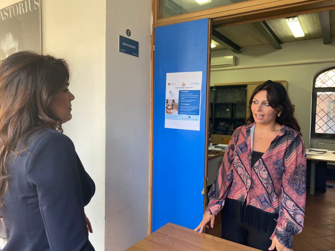 Lo sportello del Job Opportunity a Pomigliano