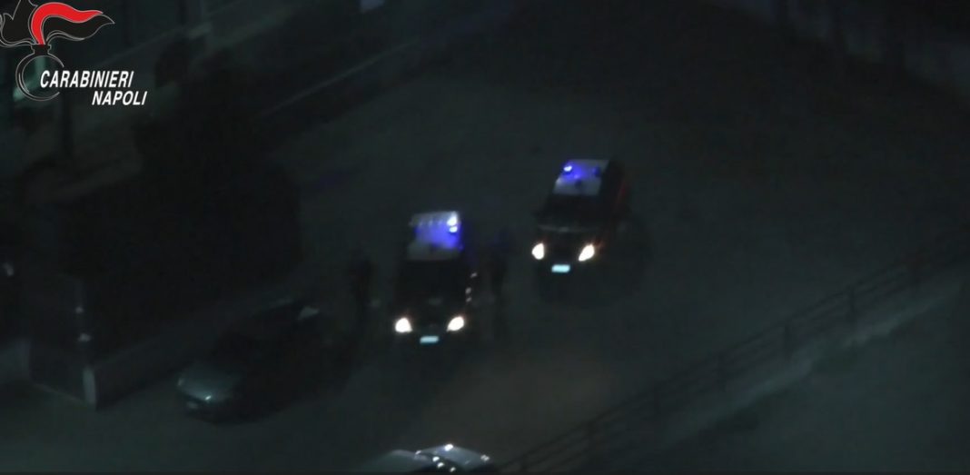 Minaccia e rapina con 4 complici l’amico dell’ex per tornare da lei: 5 nella rete dei carabinieri