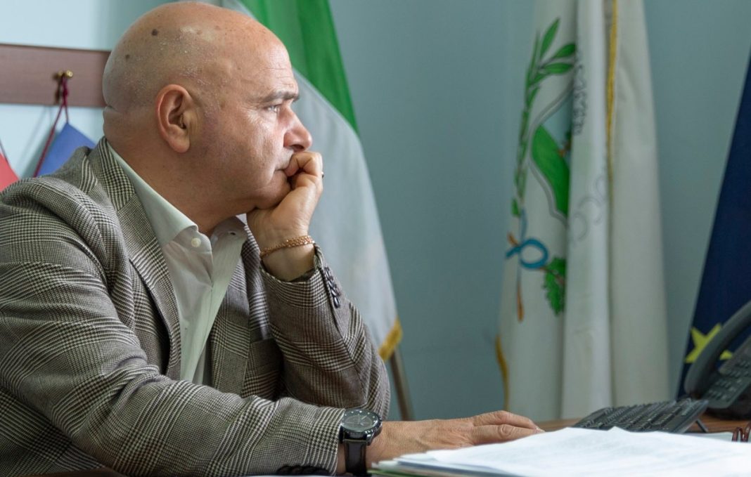 Pollena al voto, Esposito presenta la sua squadra: si svela la lista del sindaco uscente