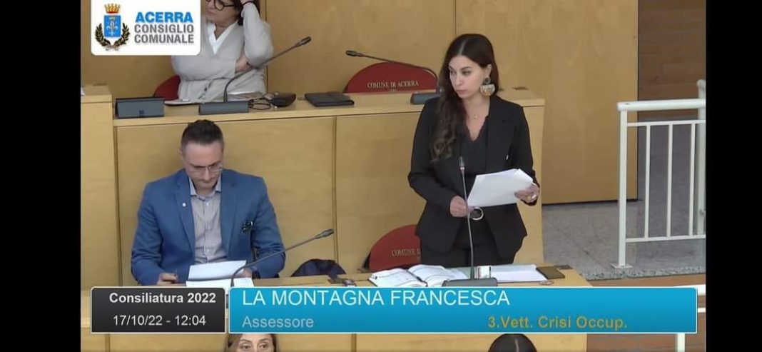 Acerra, chieste dimissioni dell’assessore dopo stato di agitazione in Comune: “Smentita dai sindacati”