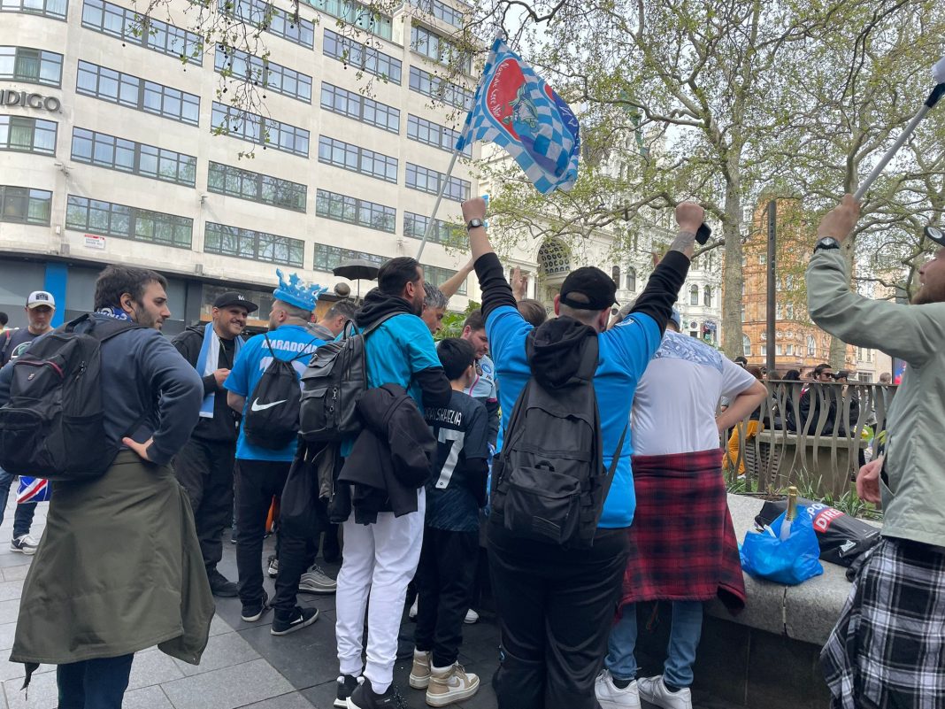 Asse Napoli-Londra per la Festa Scudetto. Tanti tifosi domani a Leicester Square e Notting Hill
