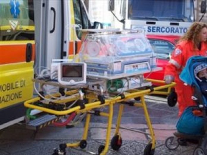 Napoli. Non sa di essere incinta. Partorisce in bagno