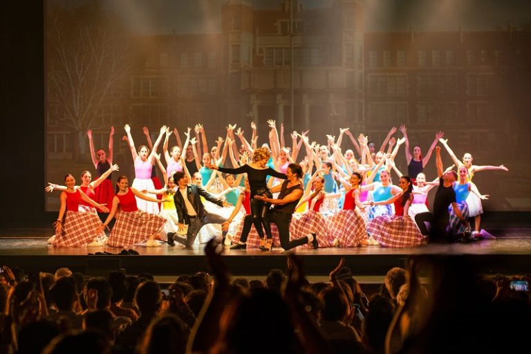 La scuola di danza “Movement Dance Academy” incanta il pubblico al Teatro delle Rose