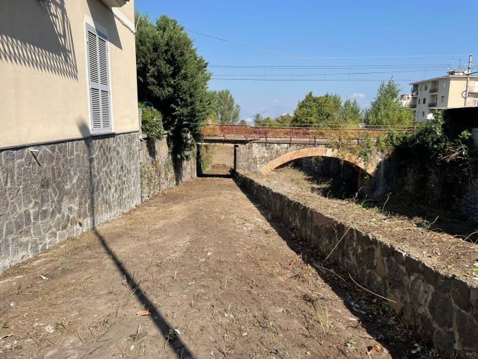 Somma Vesuviana, gli interventi di pulizia degli alvei e contro lo sversamento illecito di rifiuti.