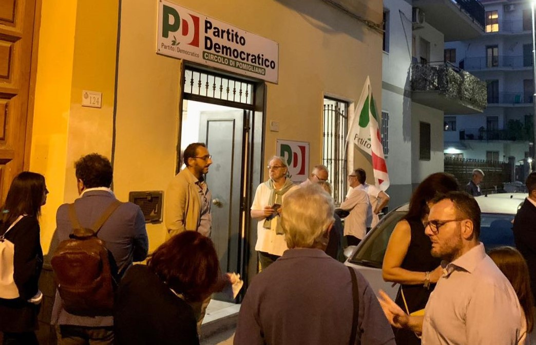 Pomigliano, l’invito di Schlein a combattere i clan e il retroscena del messaggio