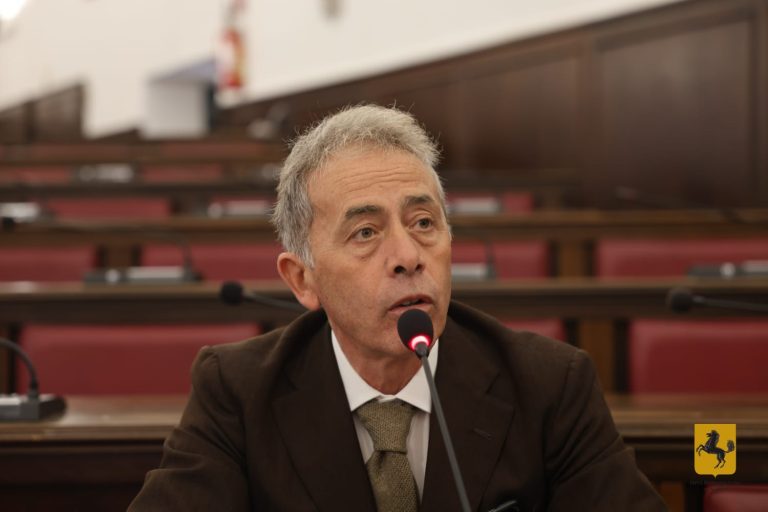 Somma, Manifesto anonimo contro  Nocerino, la replica: «Basta attacchi nell’ombra, Somma Vesuviana merita confronto e rispetto»