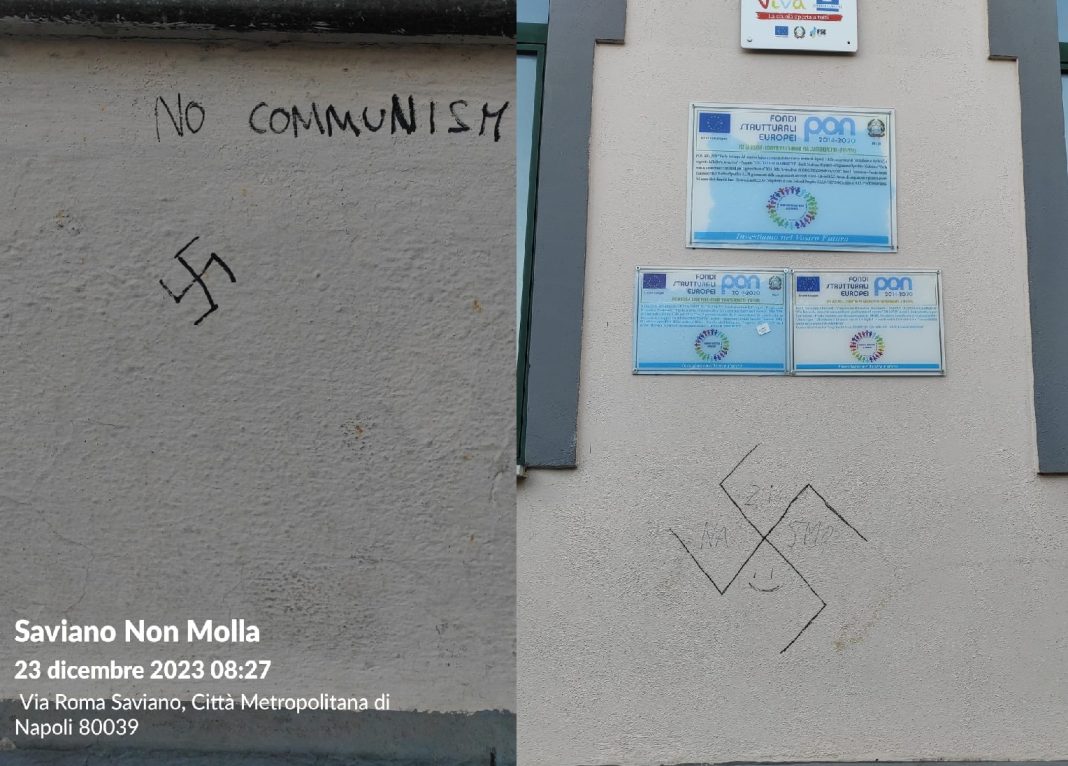 Svastiche naziste sui muri della scuola elementare
