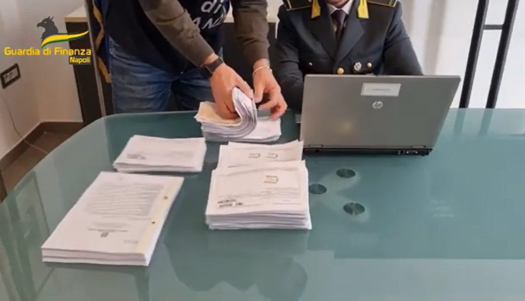 Alcune delle ricette sequestrate a Pomigliano dalla Guardia di Finanza di Napoli