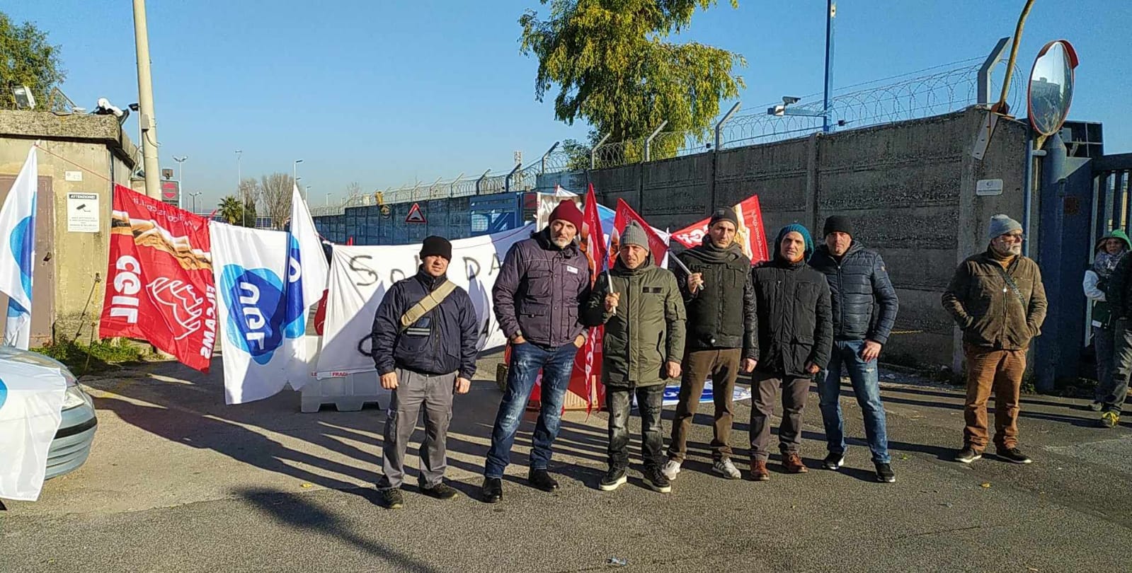 Stellantis, la protesta di oggi degli operai delle pulizie Elasis