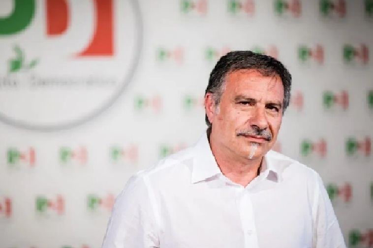 Corruzione per appalto del centro turistico, terremoto in Comune: arrestati dirigente Pd ed ex sindaco