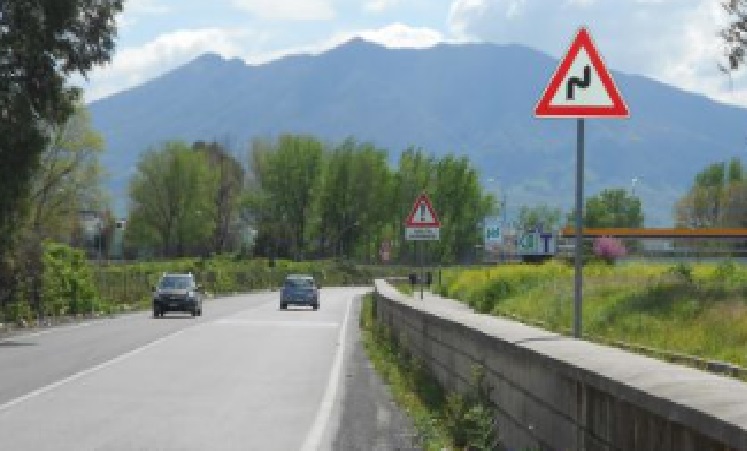 Tragico incidente sulla Provinciale, lavoratrice travolta da un’auto