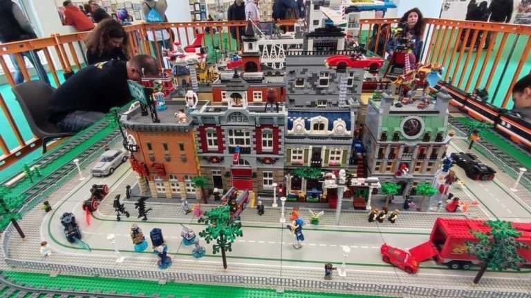 Successo a San Sebastiano per la più grande esposizione Lego del Sud