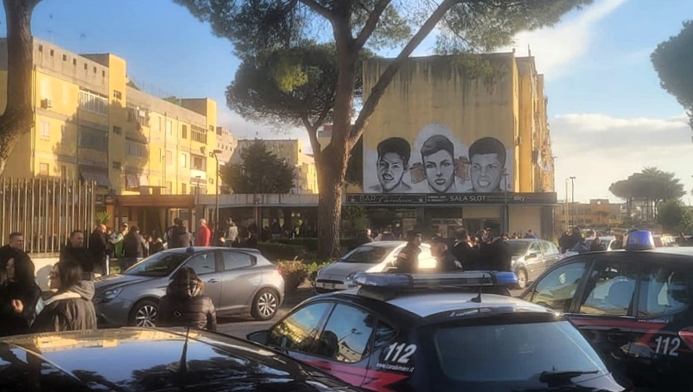 Caivano, la protesta delle persone che lo Stato vuole sgomberare