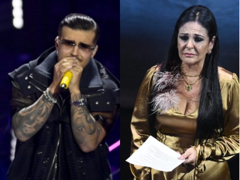 Sindaco consegna targa a Geolier, la mamma di Giogiò contro Manfredi