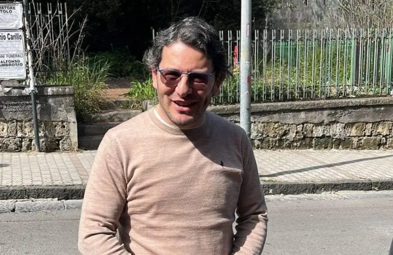 Stroncato da un malore mentre gioca a calcetto: San Giuseppe dà l’ultimo saluto a Salvatore
