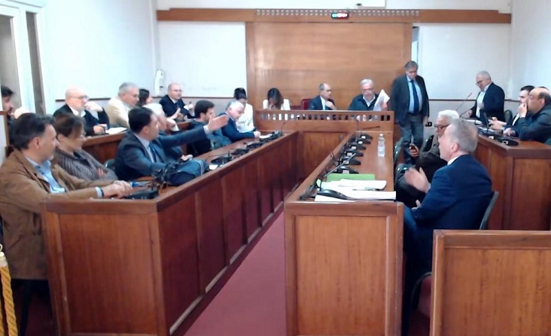 Somma Vesuviana, Consiglio Comunale: si infiamma il dibattito in merito al D.U.P.