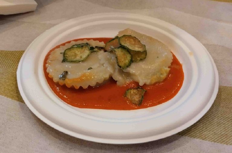Nola, debutto di gusto per il piatto ideato dagli studenti del “Leone – Nobile”