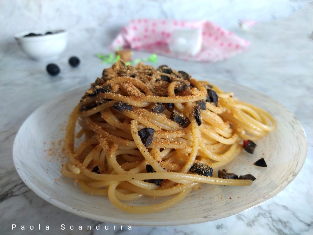 Ricette di Biagio: spaghetti del “saponaro””: il piatto che per Eduardo era una scena di teatro