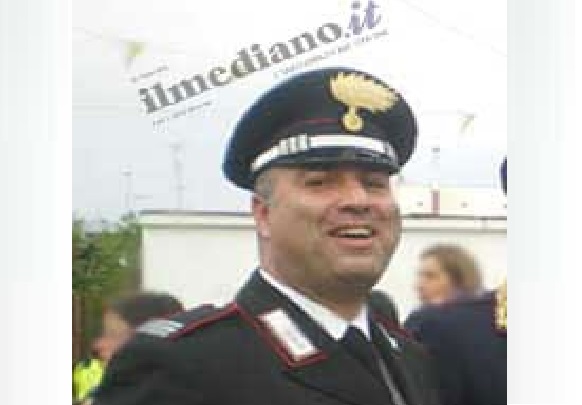 Vanno ad arrestarlo, pregiudicato prende a morsi e pugni i carabinieri: ferito il comandante Semprevivo Vanno ad arrestarlo, pregiudicato prende a morsi e pugni i carabinieri: ferito il comandante Semprevivo