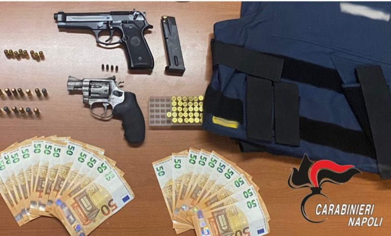 Marigliano, armi nel box e suv rubato: arrestato dopo blitz