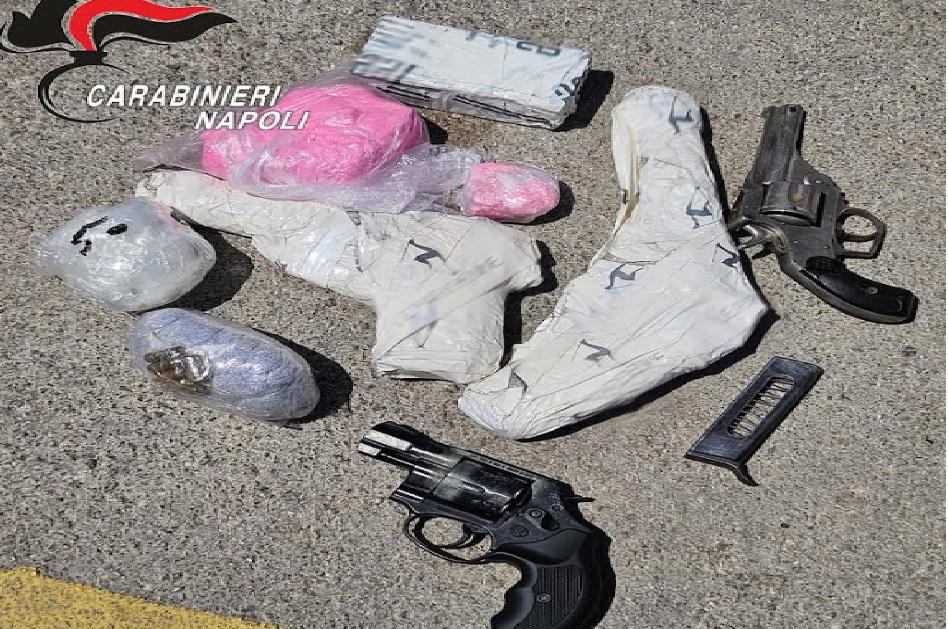 Ieri ferito in un agguato, oggi arrestato per armi e droga dei ricchi