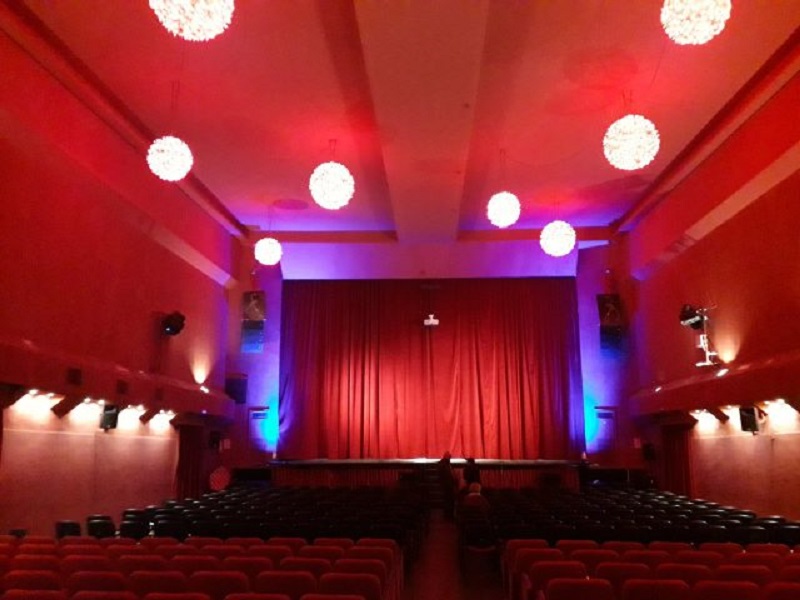 Somma Vesuviana, Il Teatro Summarte celebra i suoi 10 anni con una nuova stagione teatrale