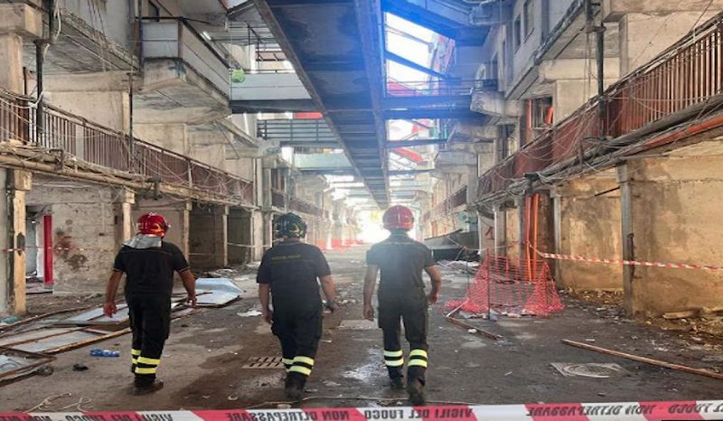 Scampia, terza vittima del crollo alla Vela Celeste: è la madre di Roberto Abbruzzo