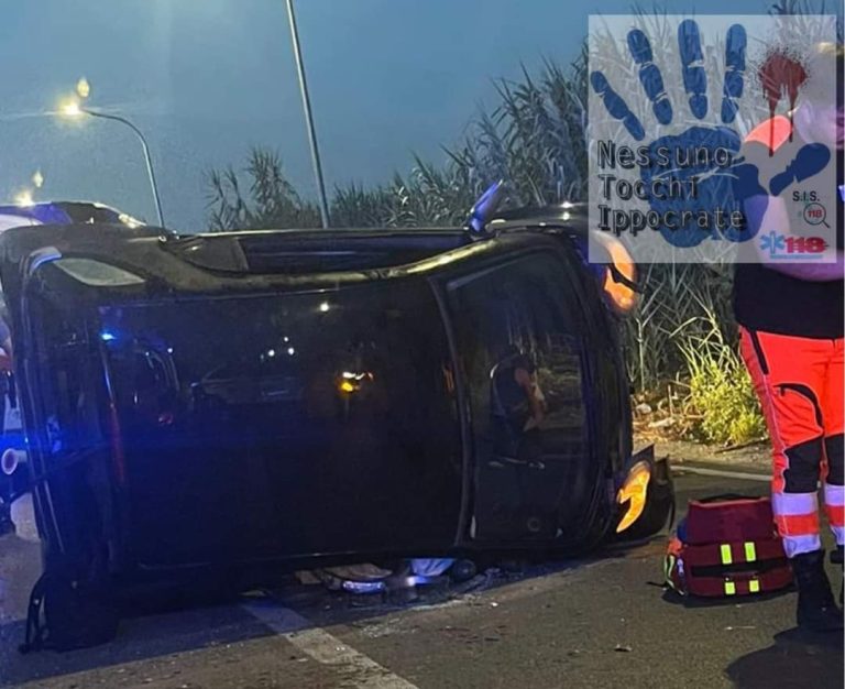 Bimba morta, arrestato conducente della Smart: era senza patente e libero da poche ore
