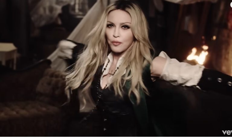 Madonna organizza il compleanno agli Scavi di Pompei: party vip al Teatro Grande
