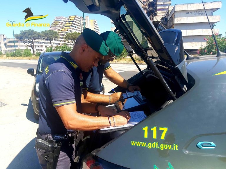 Blitz nel Vesuviano, 3 commercianti nei guai: avevano 12 lavoratori in nero