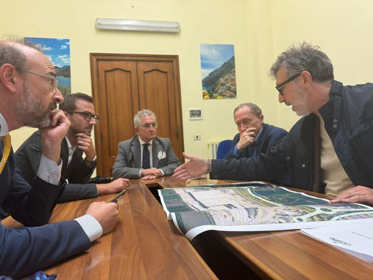 Allagamenti e strada chiusa nei pressi delle officine Alstom: l’Agenzia di Sviluppo lavora ad uno studio risolutivo