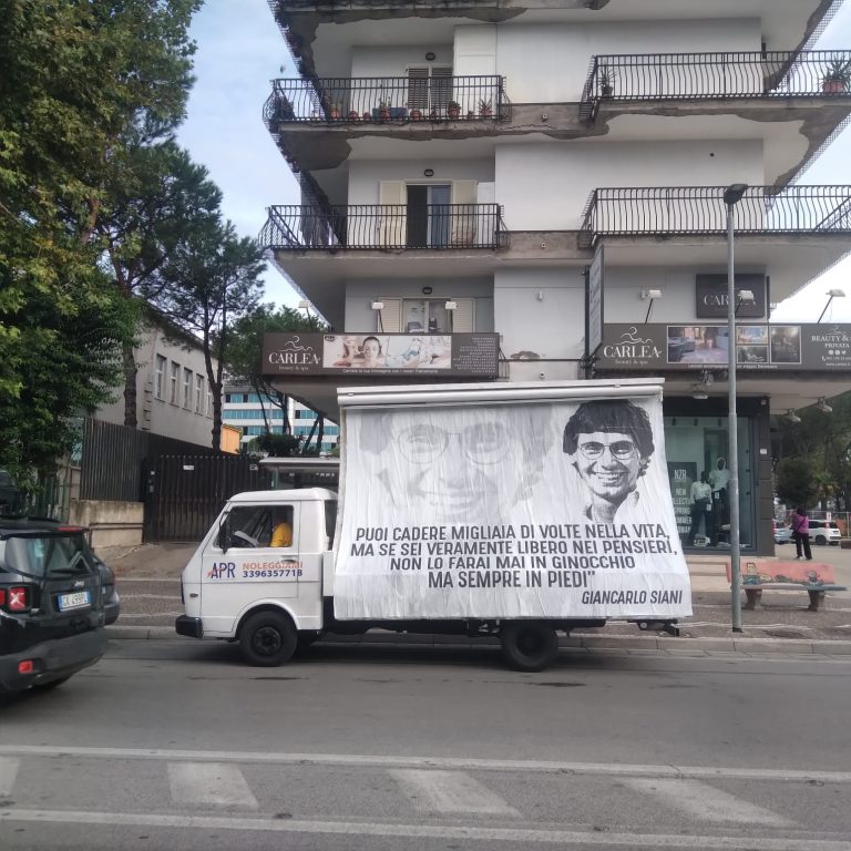 Una Vela di Giancarlo Siani in giro per Casalnuovo