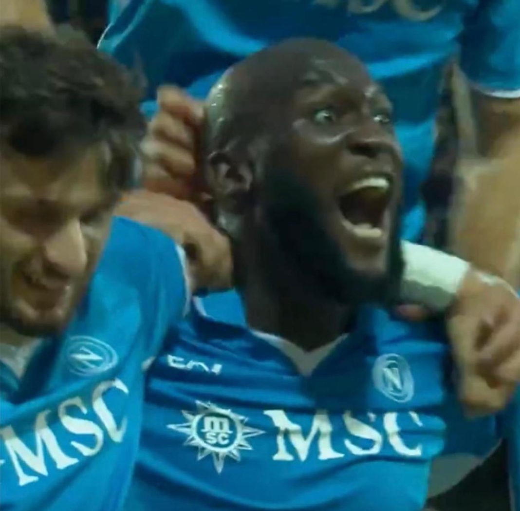 Il poker è servito: il Napoli vola nel segno di Lukaku