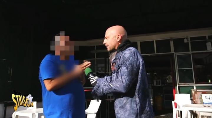 Nola, ambulanze fittate a 500 euro per Halloween: mascherati e a sirene spiegate ai party