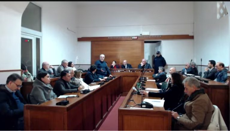 Somma, respinta la mozione di sfiducia, il sindaco: “Si rafforza la maggioranza, ora più forti di prima”