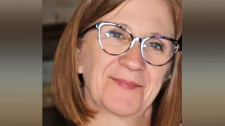 Docente rientra ad Acerra per Natale e muore dopo febbre alta