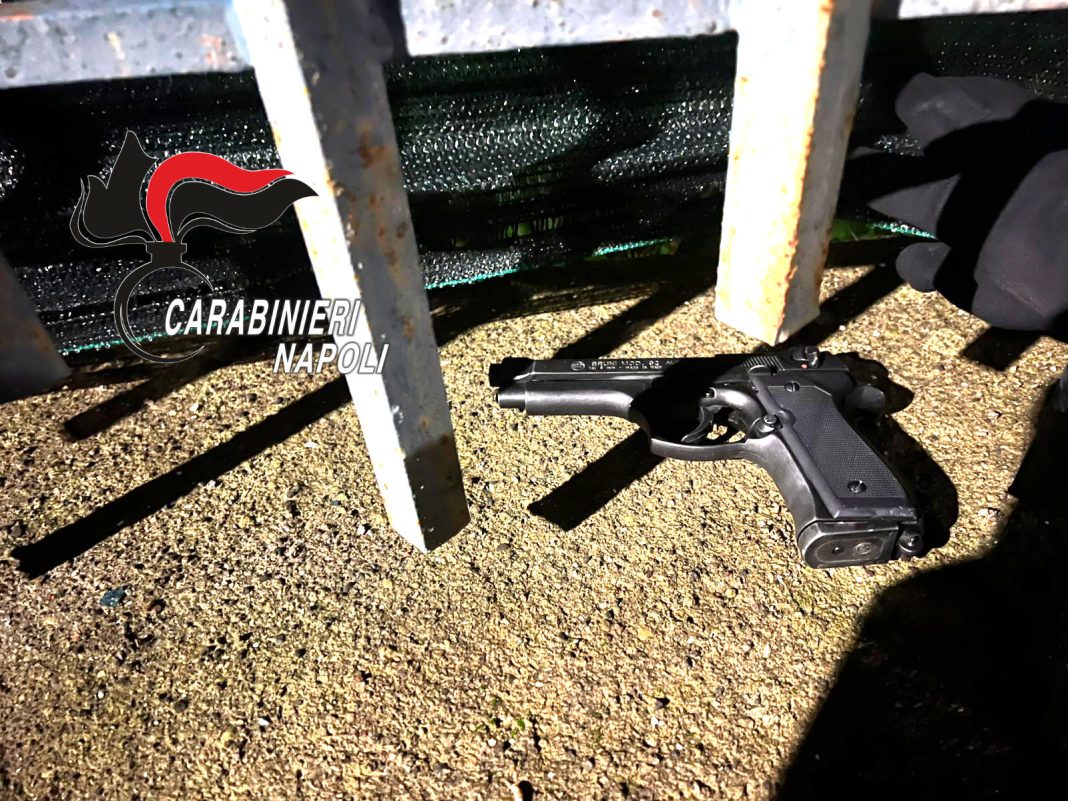 Choc a San Sebastiano: 16enne in giro con gli amici armato di pistola