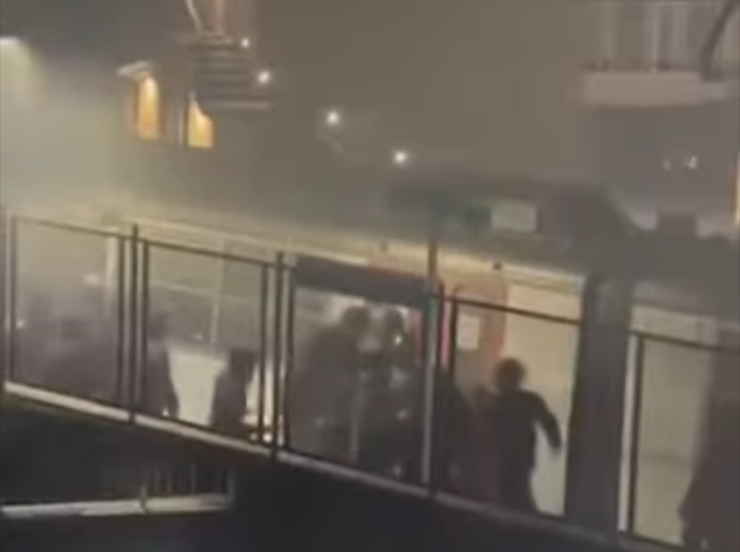 Circumvesuviana, Comitati Pendolari Vesuviani: “ Basta violenza. Sicurezza per i viaggiatori e i dipendenti”