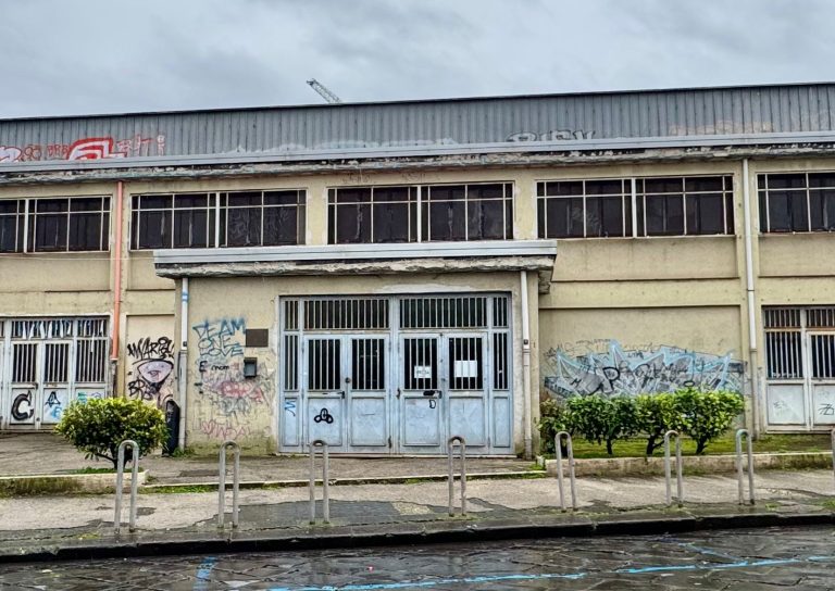 Pala Napolitano, fondi per ristrutturare l’impianto