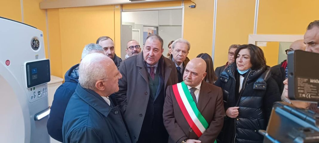 De Luca al nuovo reparto di Oncologia dell’ospedale di Pollena