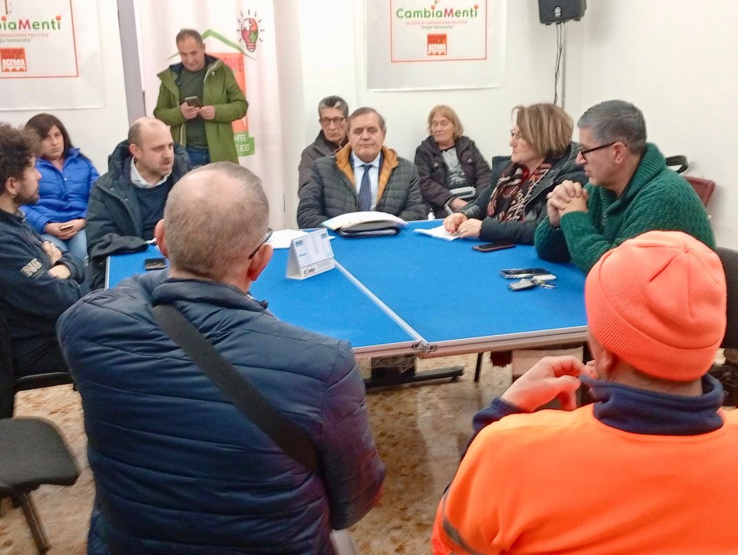 Casa prima cosa, assemblea ad Acerra: “Sta per scoppiare un’emergenza sociale”