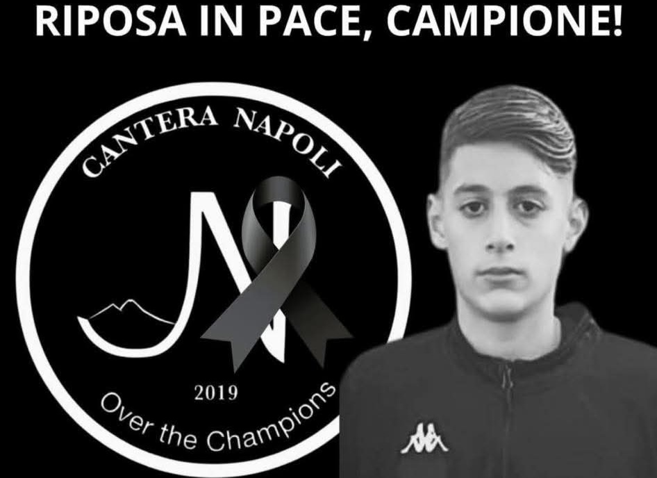 Tragedia nella scuola calcio, 14enne muore prima dell’allenamento