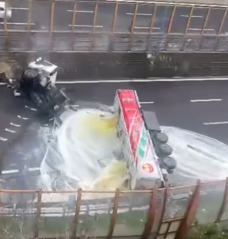 Si ribalta autocisterna, chiusa Tangenziale: Napoli paralizzata da ore
