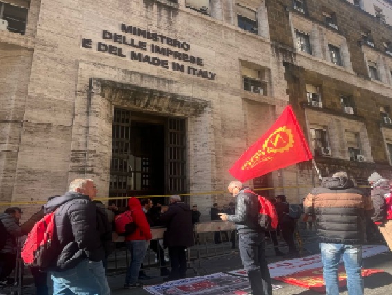 Vertenza Dema: svolta al Ministero, chiusura Somma può essere scongiurata