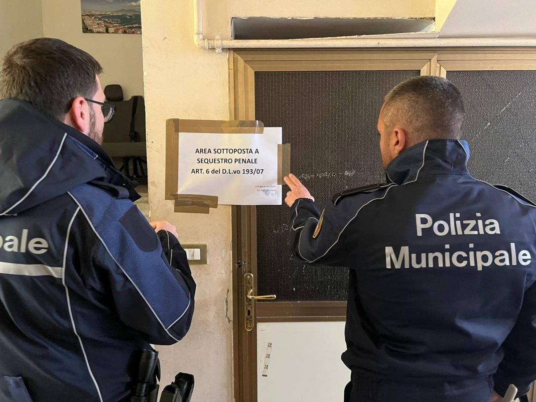 Pomigliano, 4 sorpresi a macellare clandestinamente carne di cinghiale