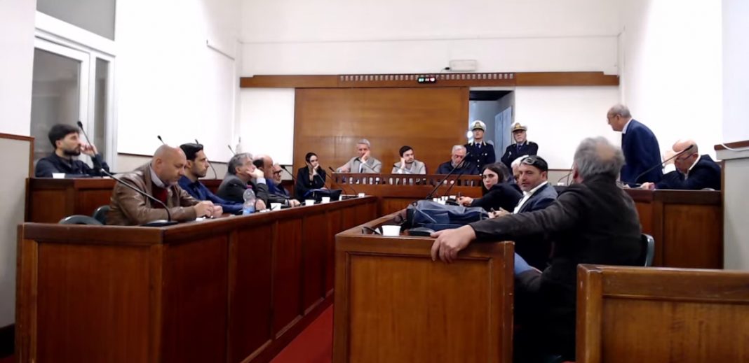 Somma, Consiglio Comunale: omaggio al Papa e via libera alla Rottamazione Quater